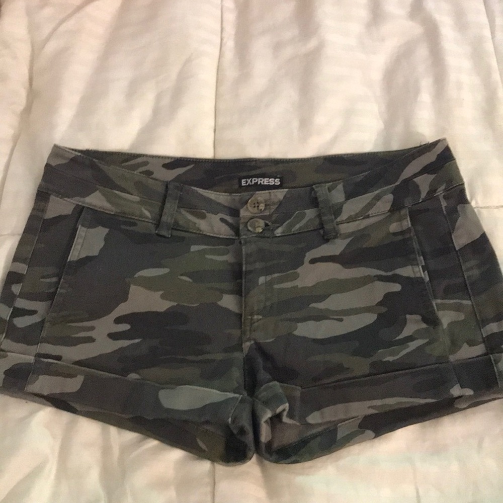 Express shorts size 6